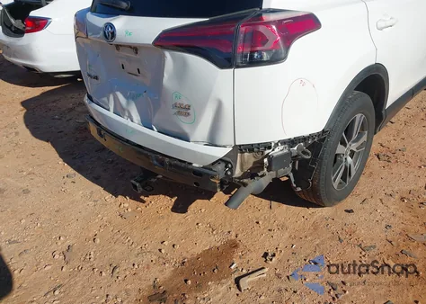 2018 Toyota Rav4 Xle z USA, uszkodzony, nr VIN JTMRFREV9JJ203012